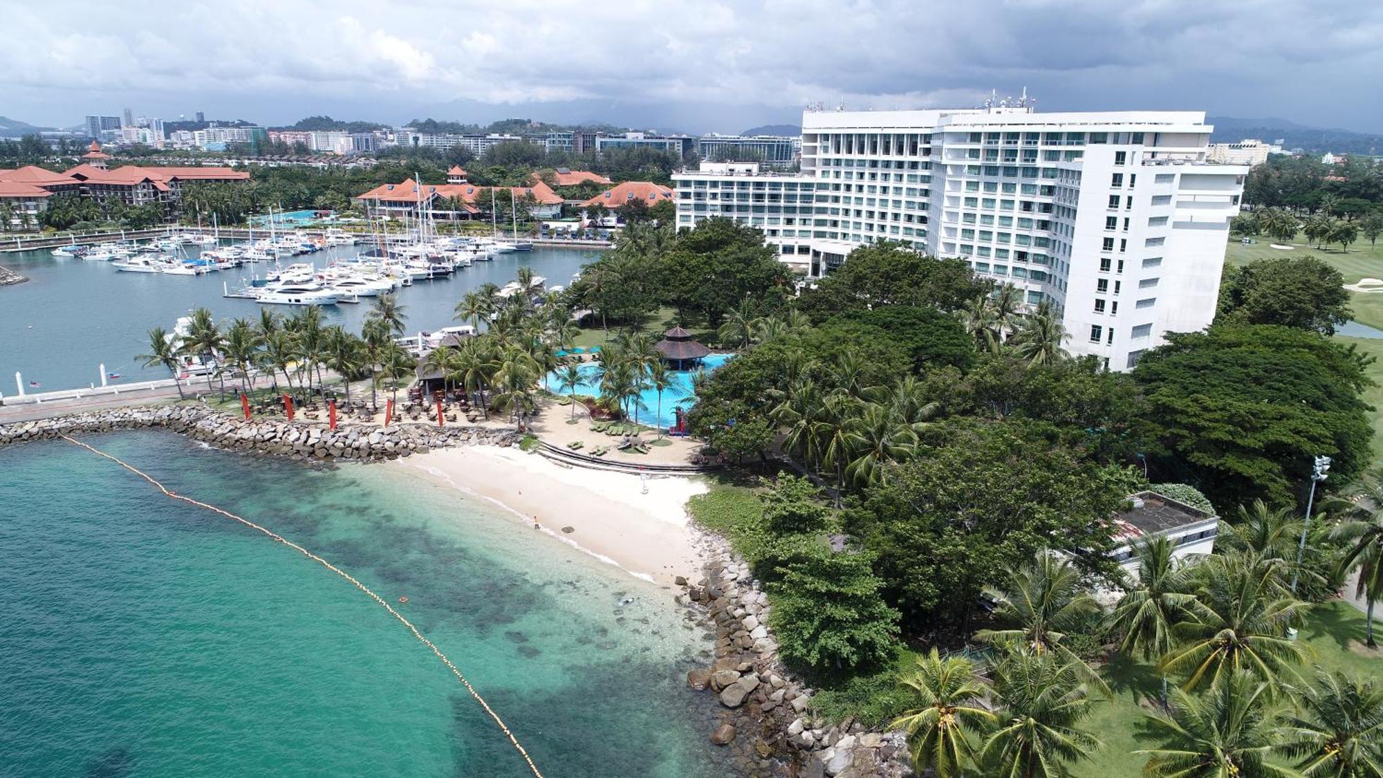 The Pacific Sutera Hotell Kota Kinabalu Eksteriør bilde Marina Bay, with Marina East Marina Club, Marina East Marina Village, Marina East Marina Marina, Marina East Marina Marina East Marina East Marina East Marina East Marina East Marina East Marina East Marina East Marina East Marina East Marina East Ma